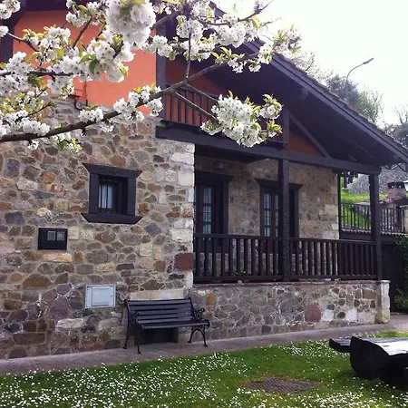 Viviendas Rurales La Fragua Aliezo